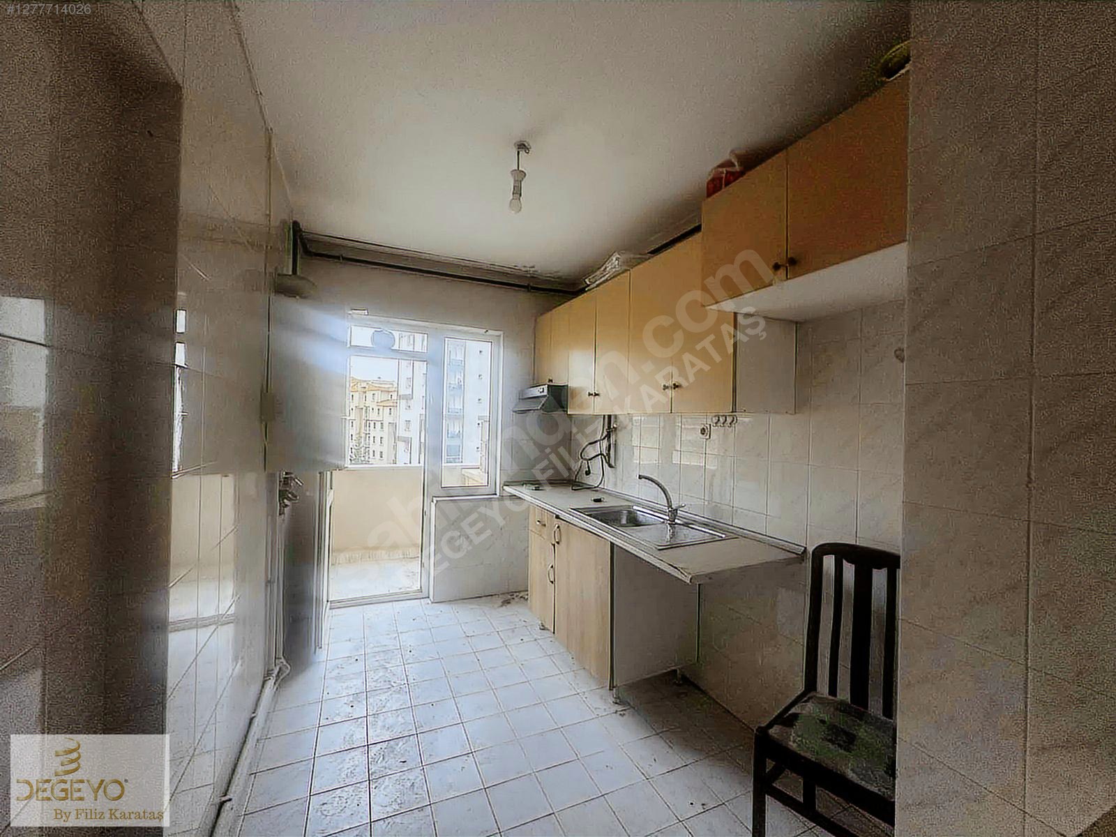 Kartal Hürriyet Mahallesi'nde 3 + 1 Satılık Daire