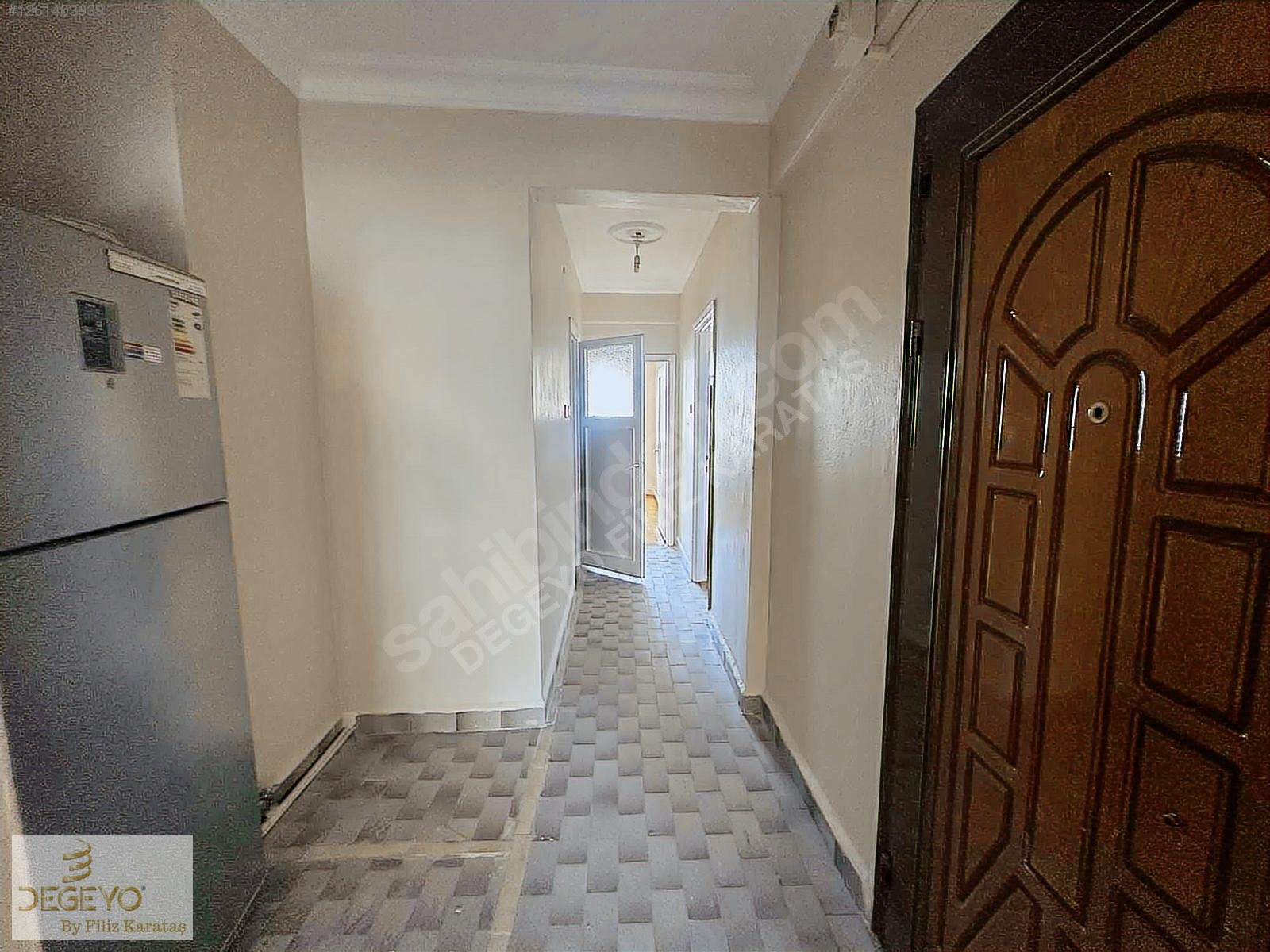 Metroya ve Merkeze Yürüme Mesafesinde 2+1 Kiralık Daire