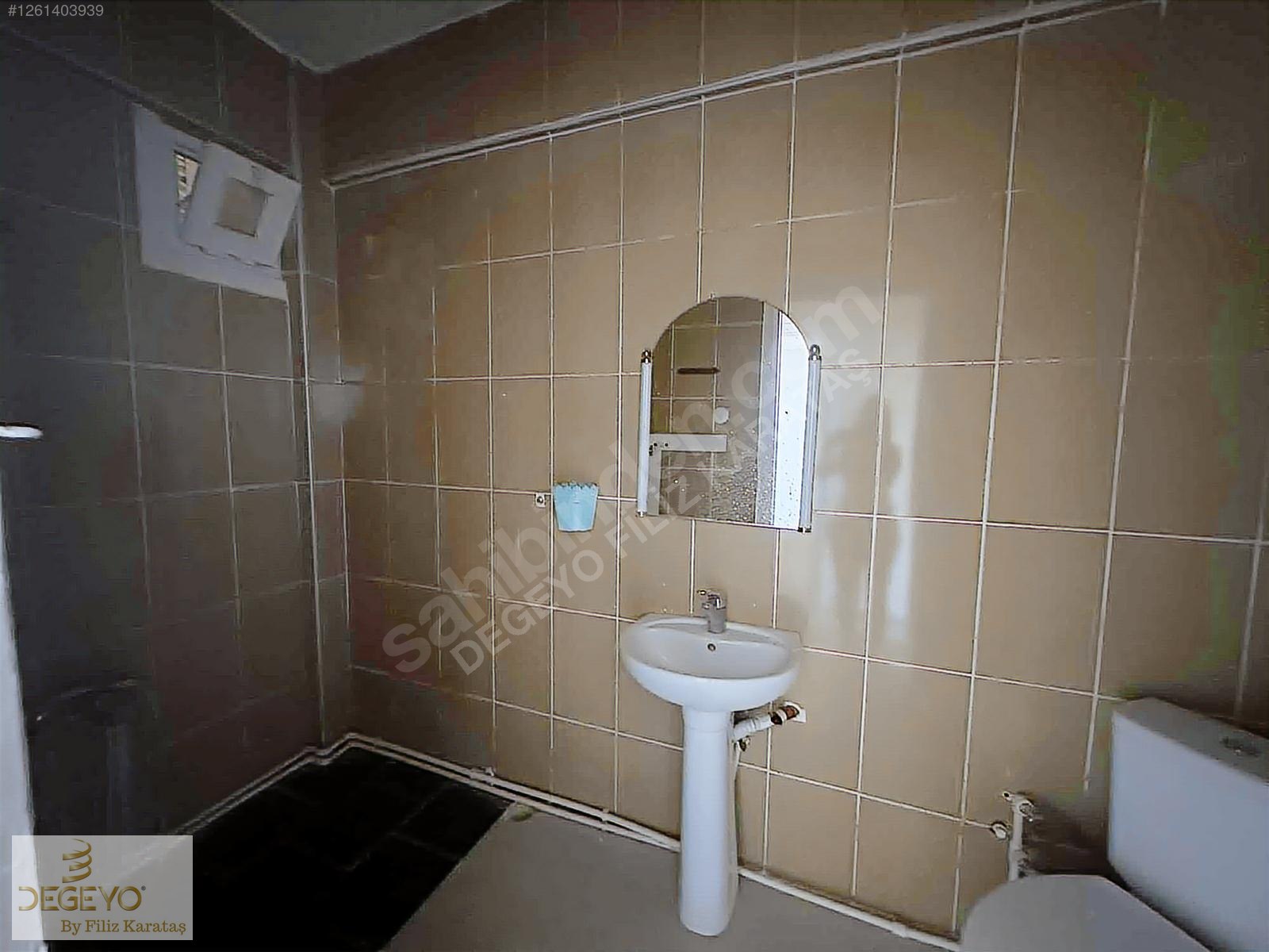 Metroya ve Merkeze Yürüme Mesafesinde 2+1 Kiralık Daire